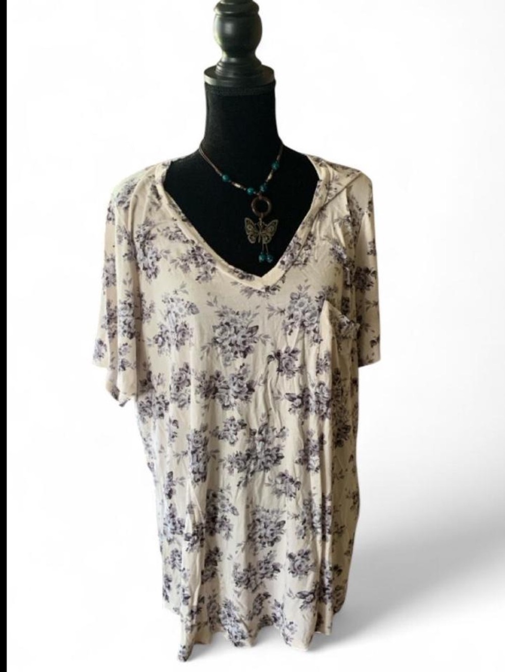 Ivory/blue Freeloader ModCloth tee sz.4x